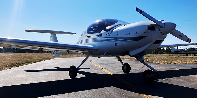 Learn To Fly In Our Airplanes! <a class=sliderLink style='color: #fff;text-decoration:underline;' href='/aircraftrental.shtml'>Check It Out</a>